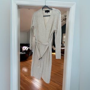 Kendall and Kylie dress size M